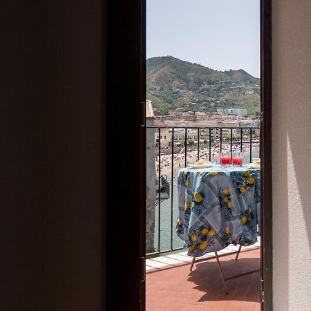 Lavatoioflats Casa Sul Mare E Sul Lavatoio Medievale A Чефалу Екстер'єр фото