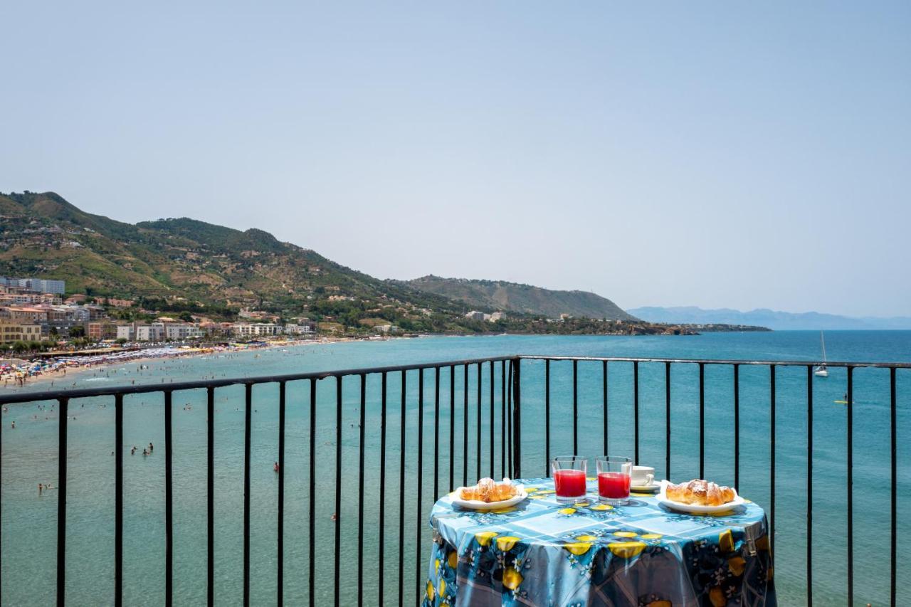 Lavatoioflats Casa Sul Mare E Sul Lavatoio Medievale A Чефалу Екстер'єр фото